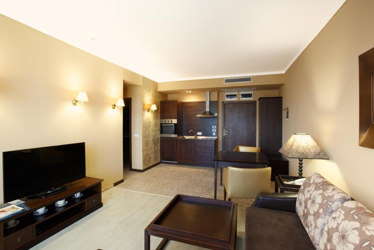 Royal Beach Apartment Barcello G Слънчев бряг Екстериор снимка