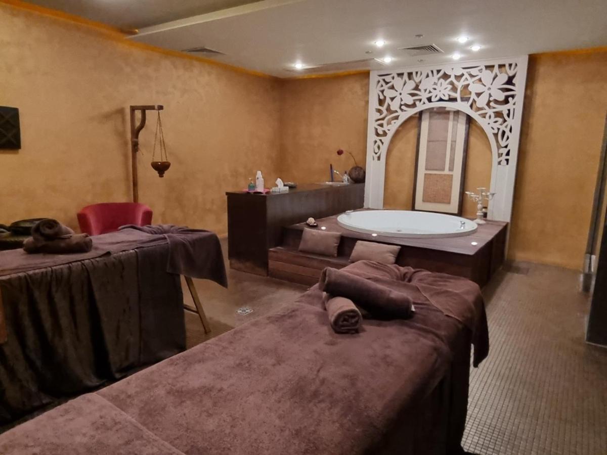 Royal Beach Apartment Barcello G Слънчев бряг Екстериор снимка